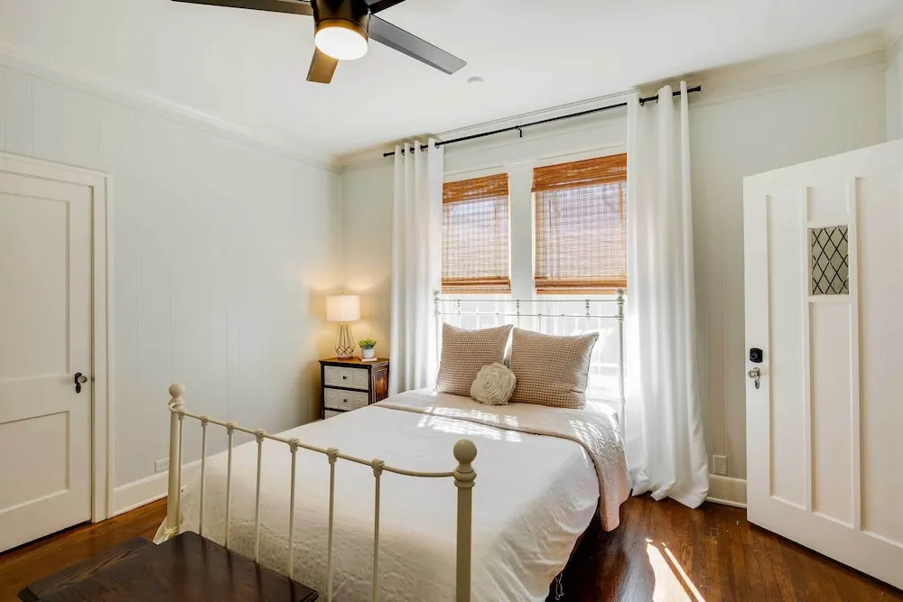 Walk to Dtwn: 'tyler Tudor' w/ Backyard