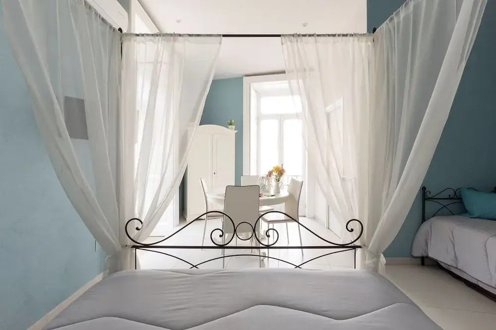 B&B Rosaroll