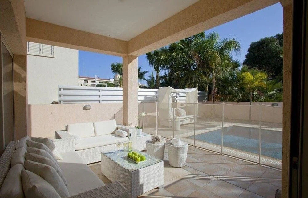 Cyprus Villa Aphrodite 10 Gold