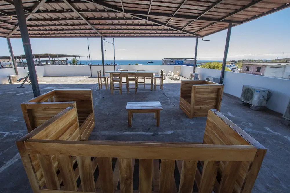 Hostal Tongo Reef
