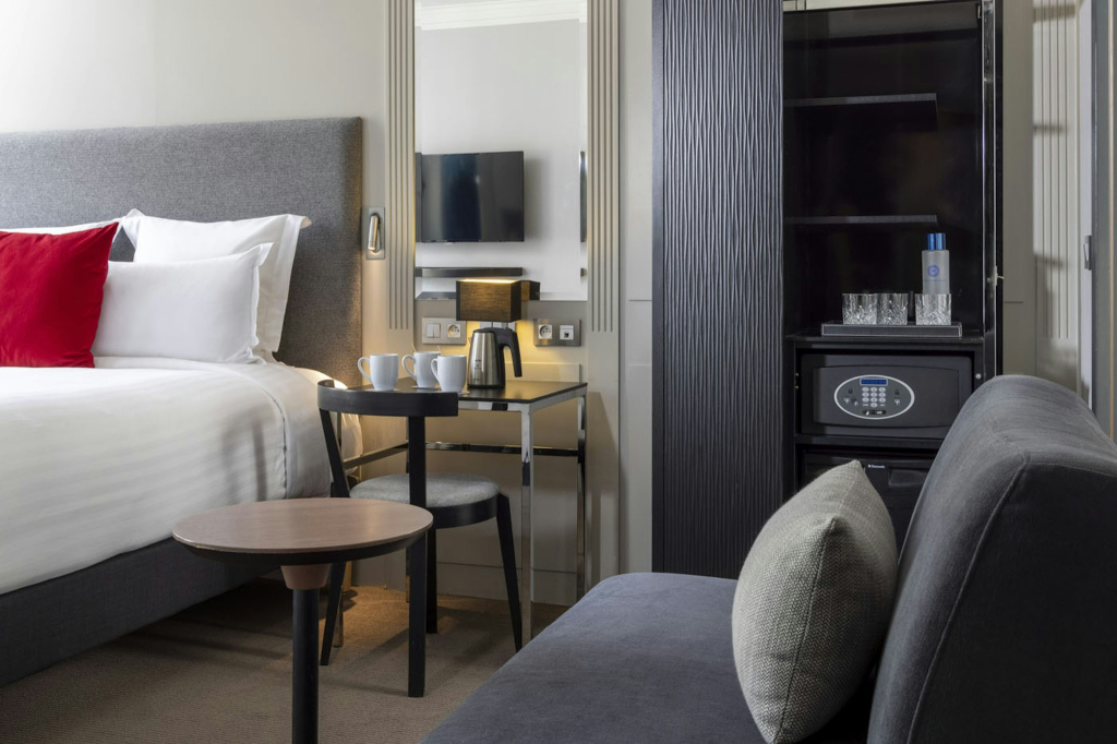 Les Matins de Paris & Spa