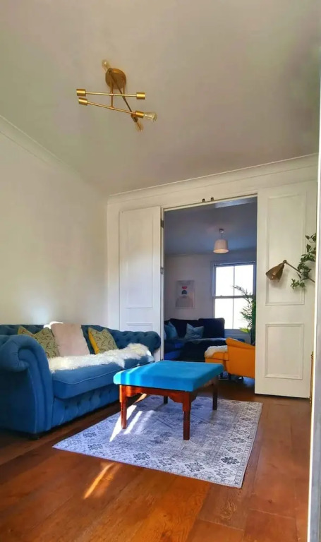 Stylish 3 Bedroom Townhouse in Brockley With Large Garden