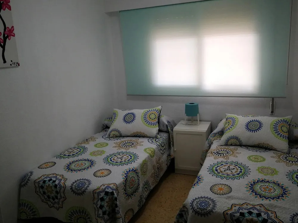 Apartamento con vista al mar en playa Malvarrosa