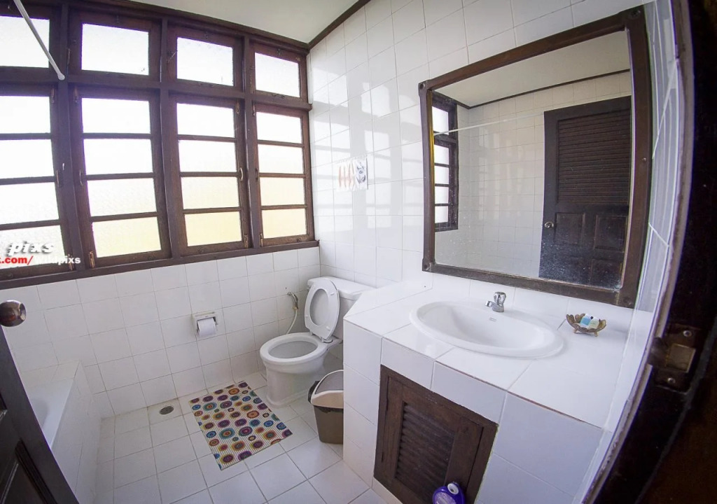 Baan Mee Oon