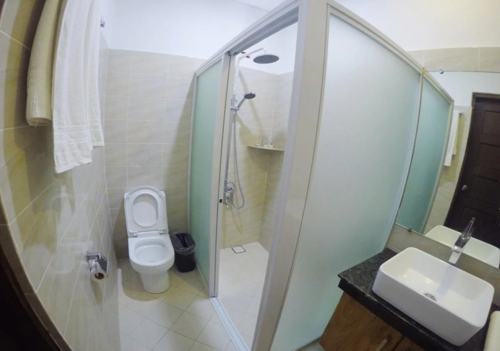 Golden Gate Suites