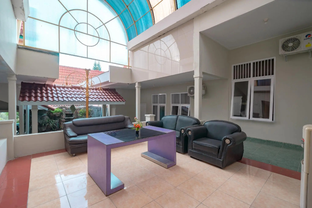 OYO 1962 Anugerah Wisata Hotel