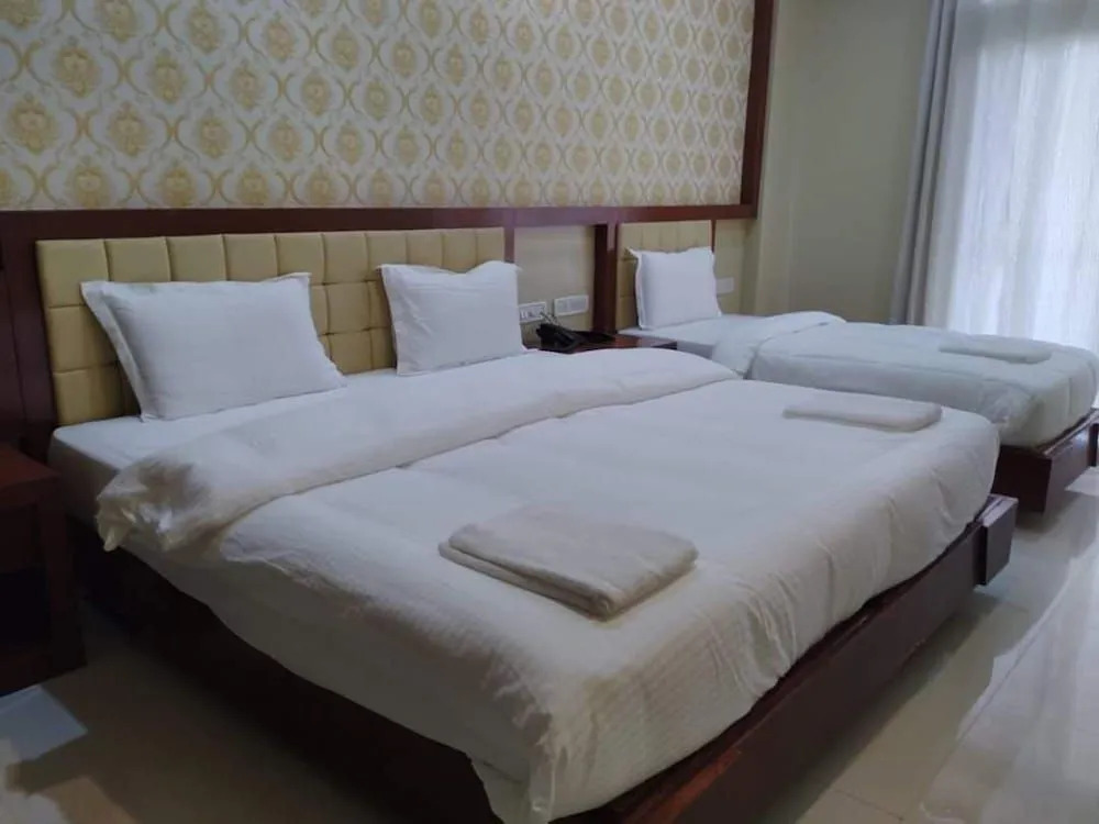 Hotel SJR