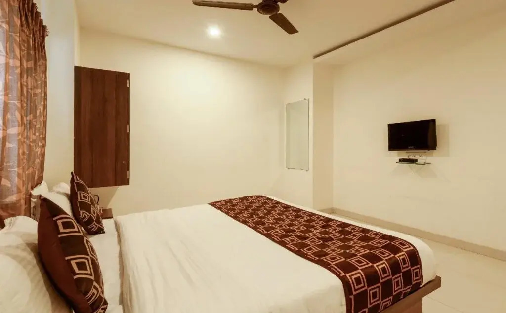 Hotel Platinum Inn