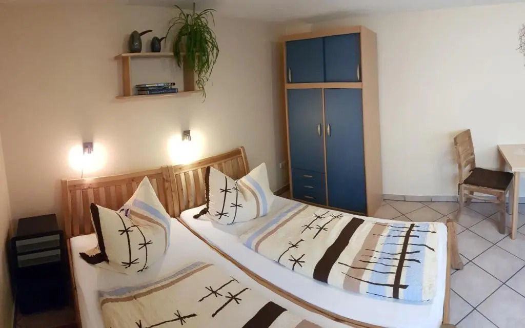 Ruhige Ferienwohnung in Niepars
