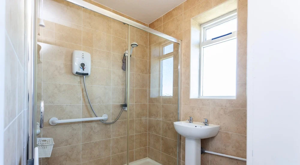 HC Property - Mountford