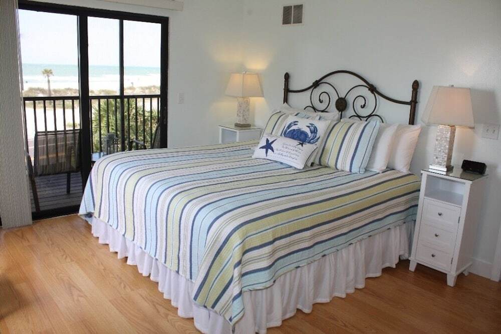 The Anna Maria Island Beach Sands 101