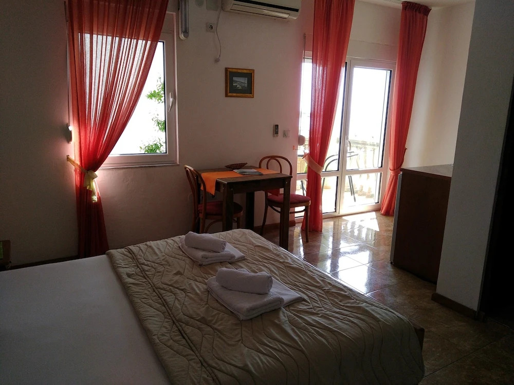 Majero Apartments