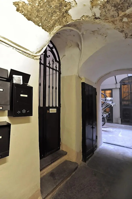 Cozy Studio in the City Center by Wonderful Italy