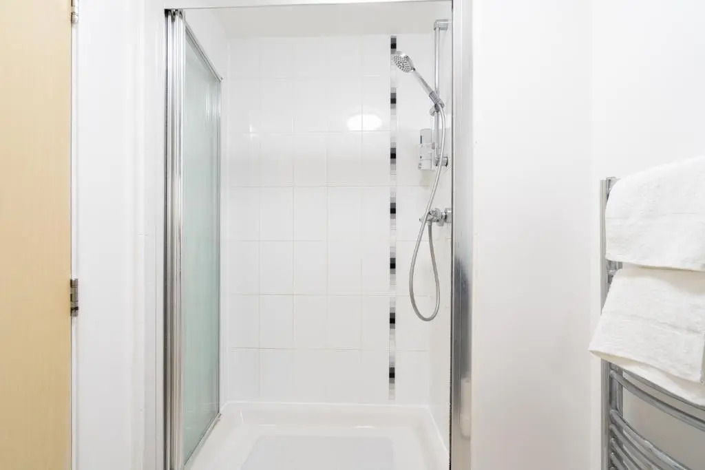 Modern Apartment- Birmingham- Broad Street & Brindley Place- 10 min walk from Bullring, 02 Arena, New Street Station & Grand Central