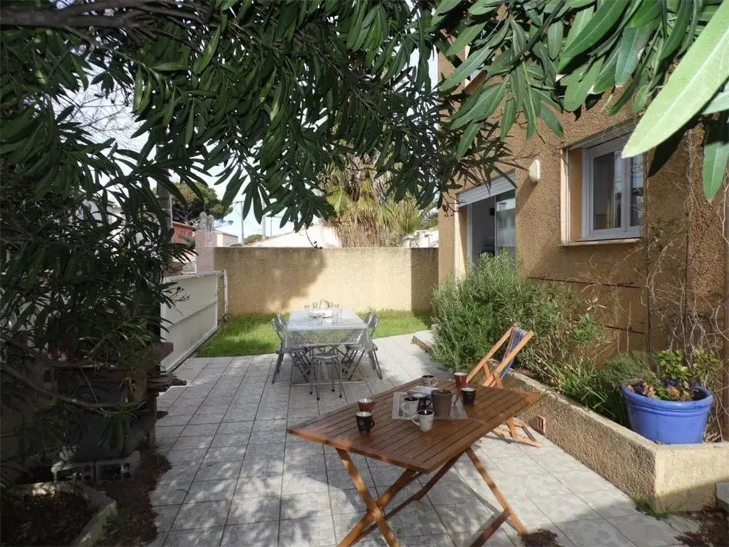 Maison Le Grau d'Agde, 4 pièces, 8 personnes - FR-1-423-10
