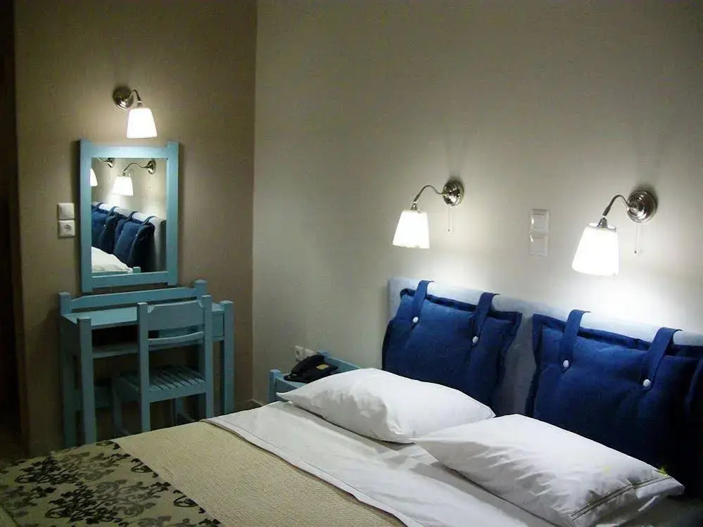 Zorbas Hotel Santorini