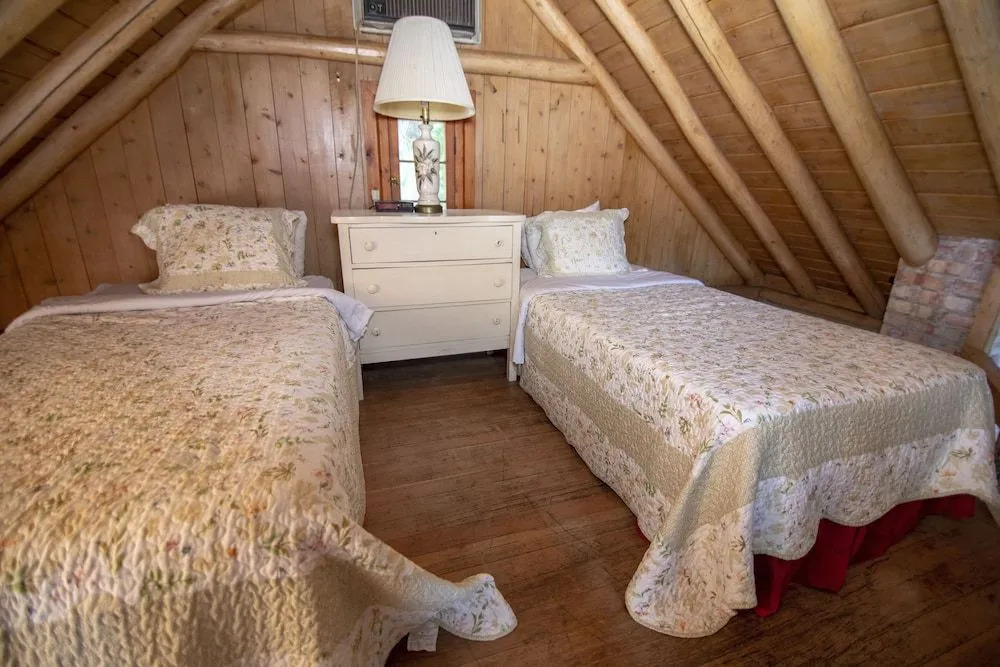 Ridges Inn & Suites