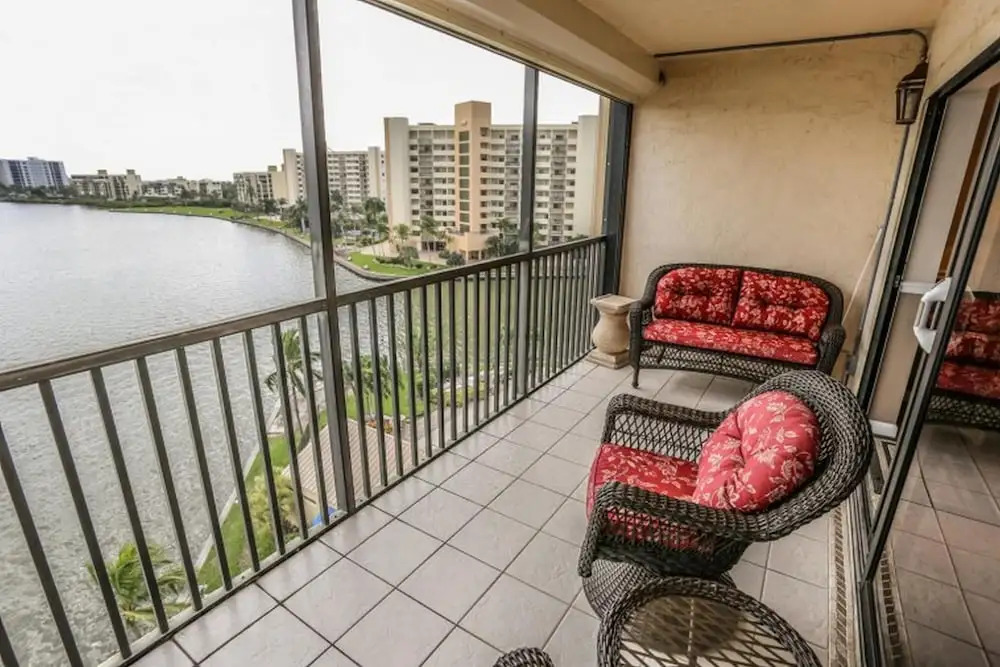 Windward Point 608