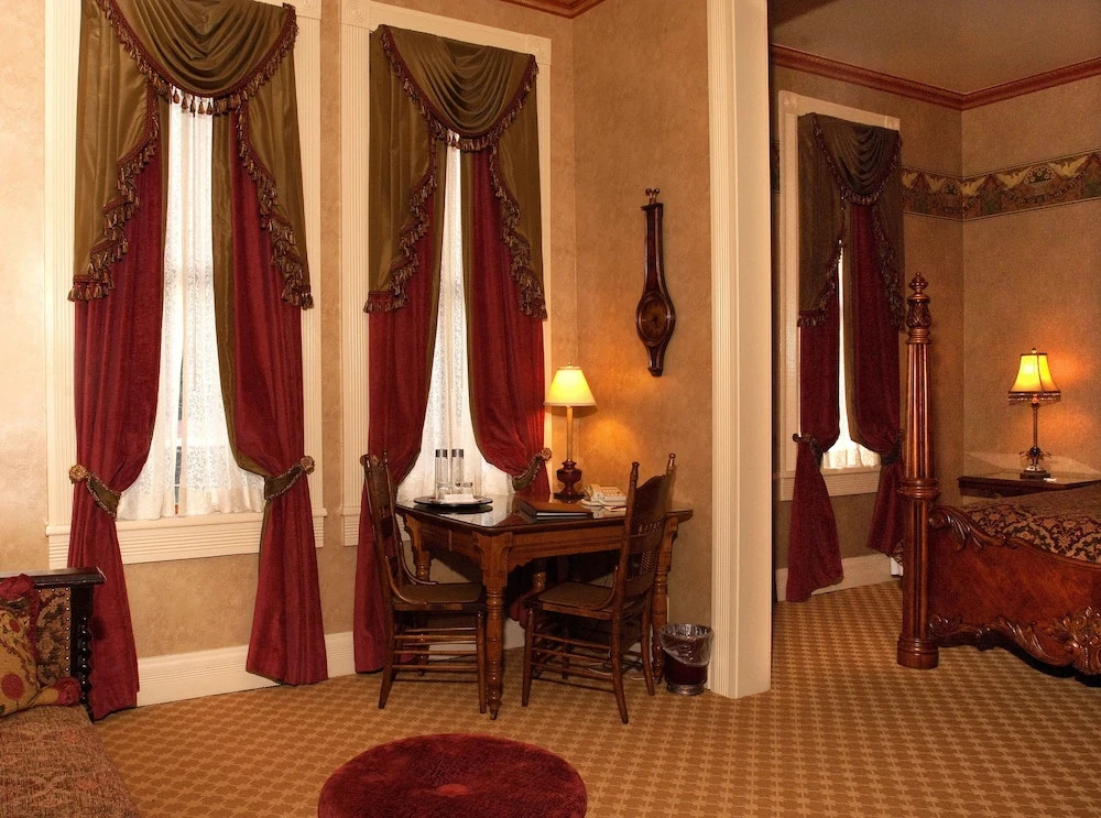 Beaumont Hotel and Spa