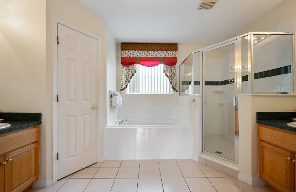 1207w Near Disney! Water View! Gamesroom! Balcony!