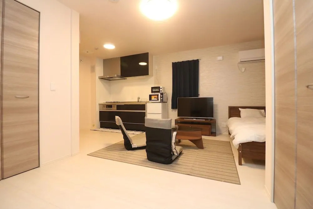 HG Cozy Hotel No.72 Momotani Station