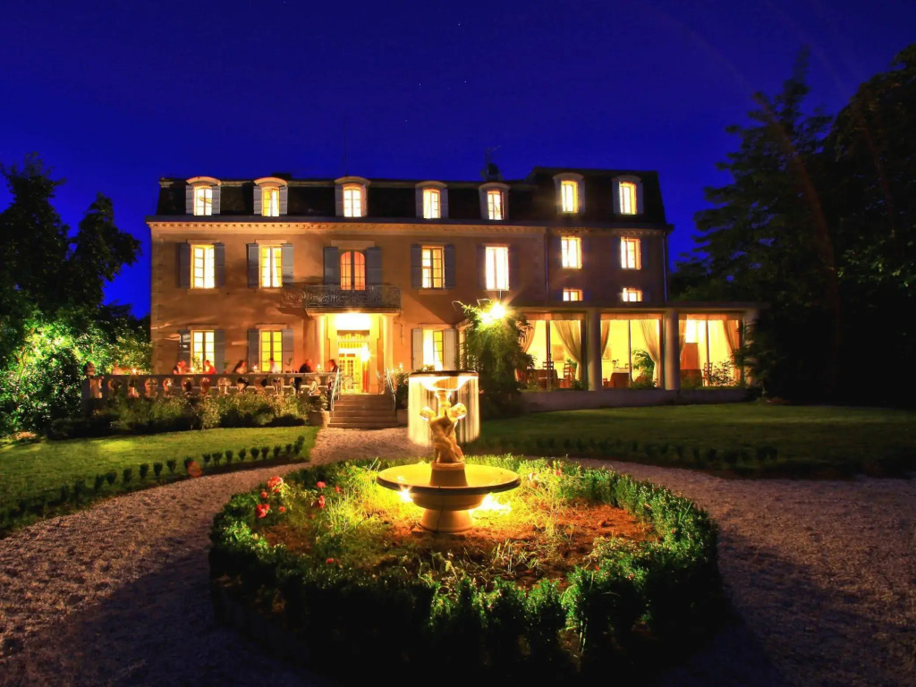 Logis Hôtel Restaurant Château Bellevue
