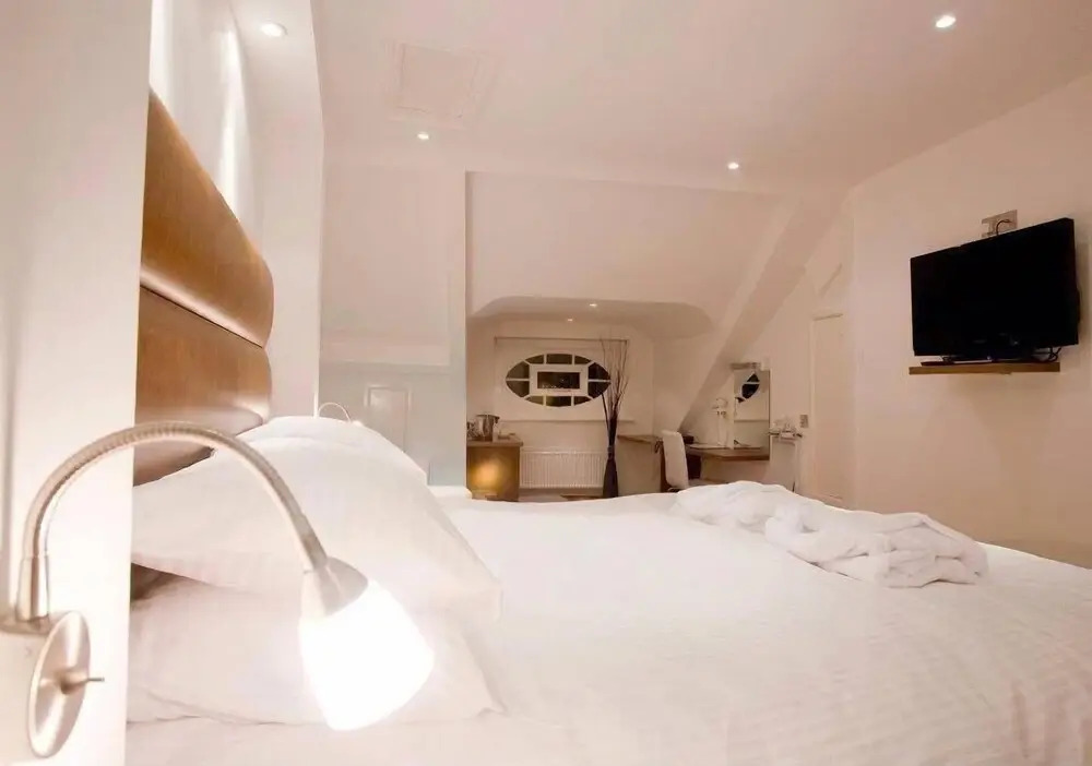The Blueberry Hotel