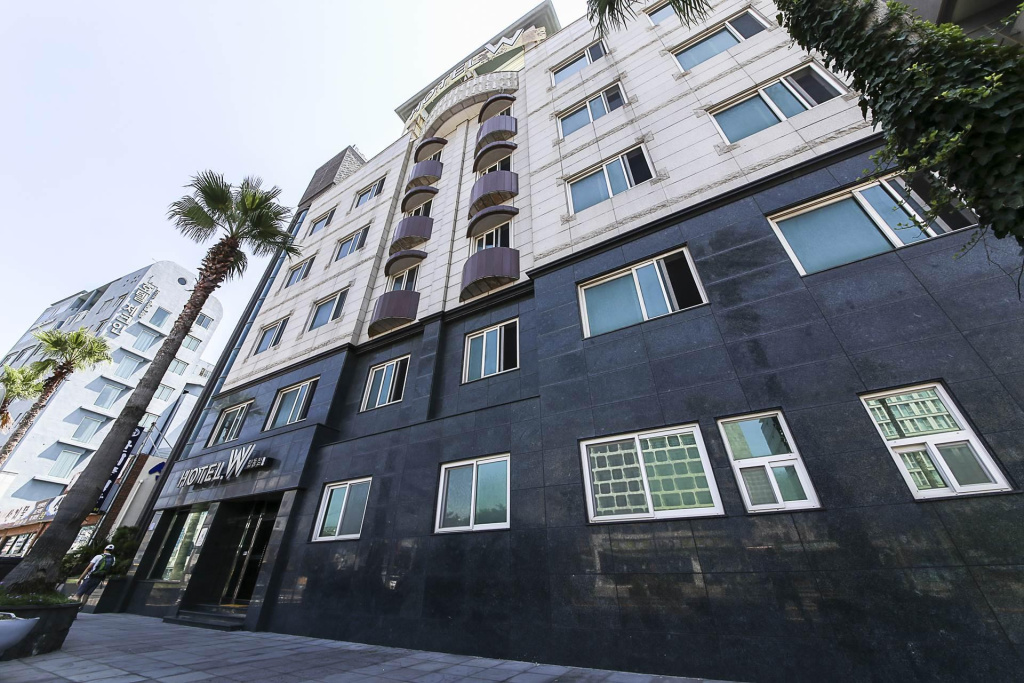 Hotel W Topdong