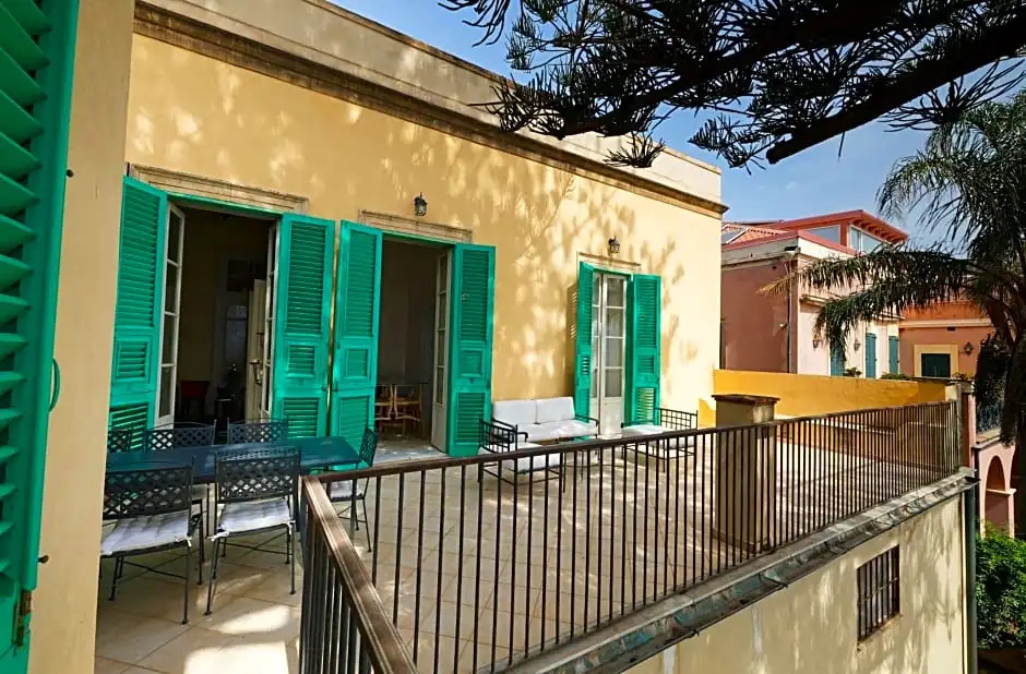 Maison Canopee