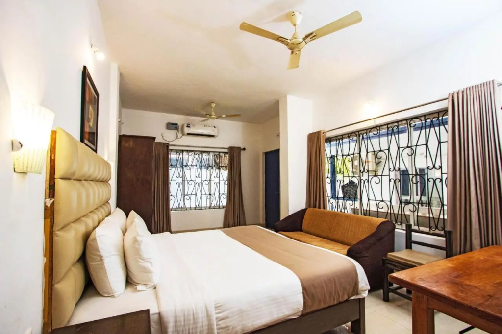 Hibis Hotels and Resorts