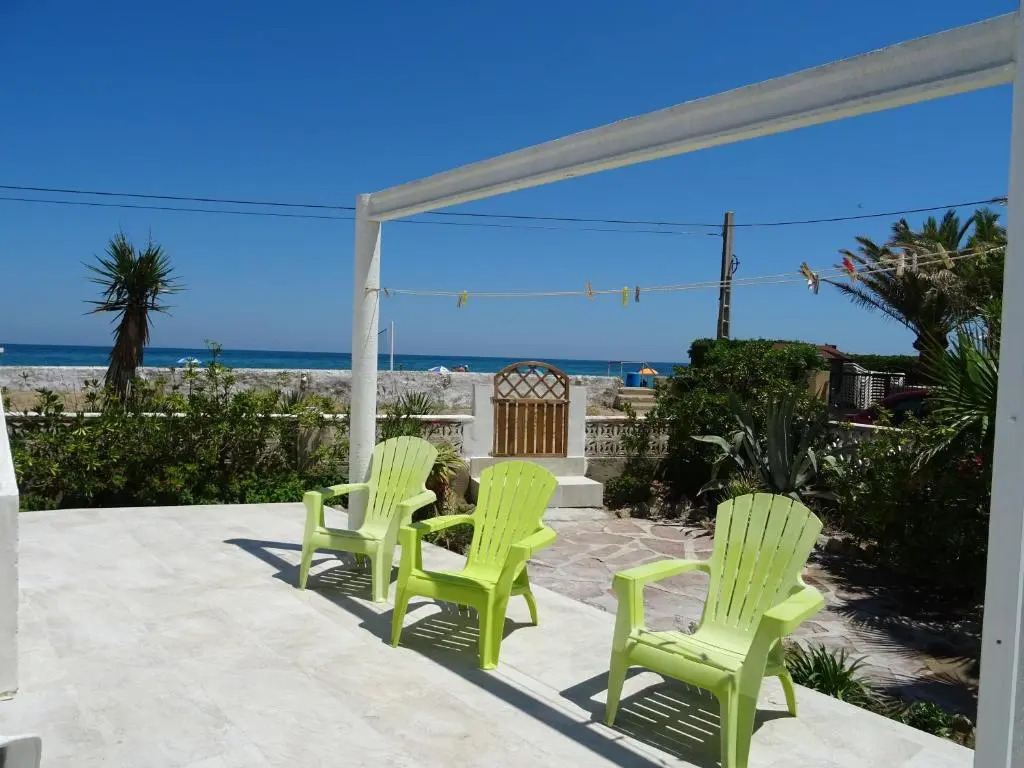 Villa at seafront with private garden-655