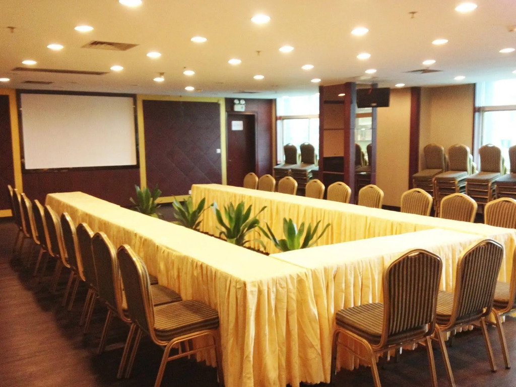 Rongwei Hotel