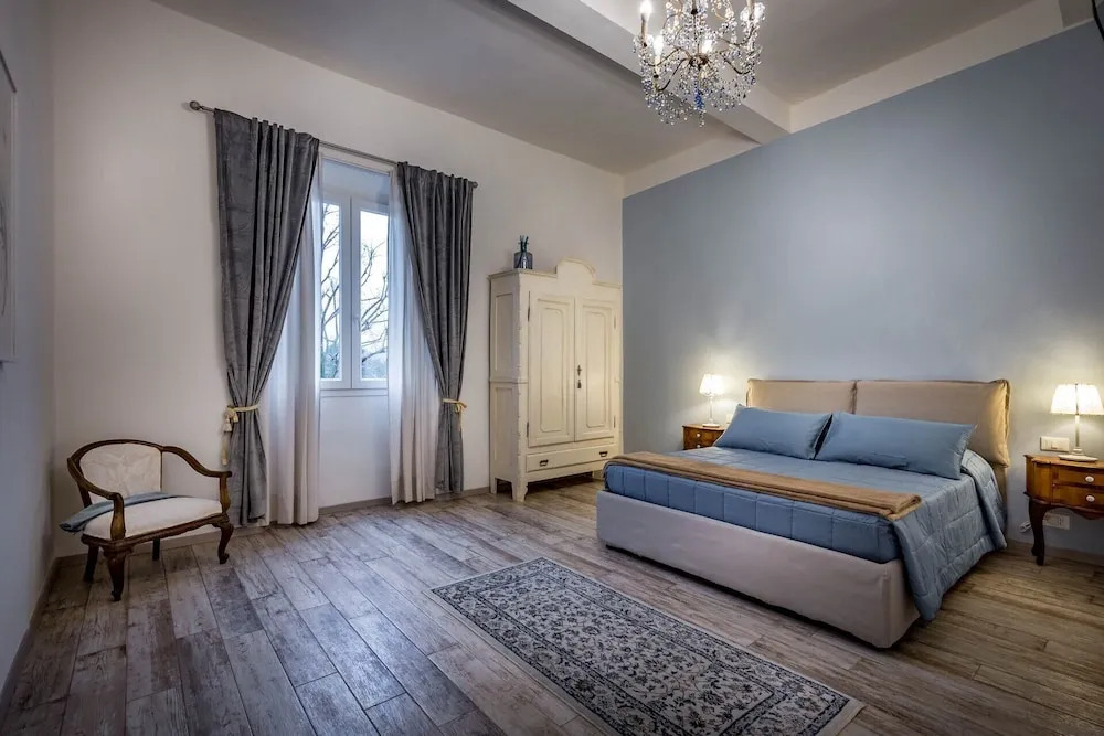 Arno Apartment A by Mmega