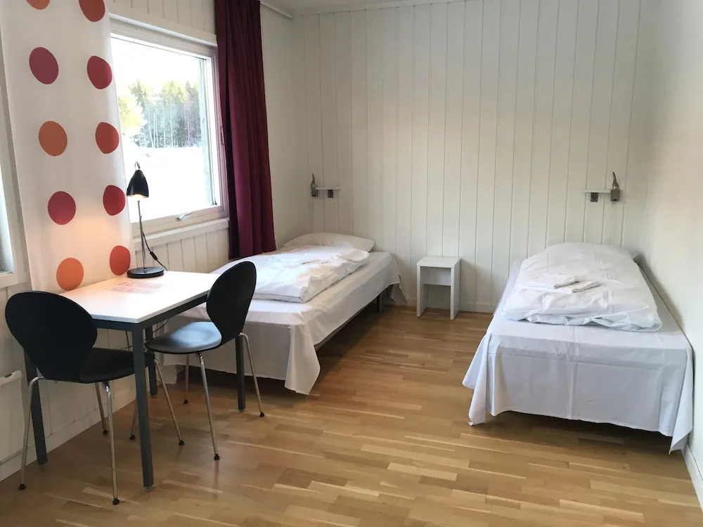 Raulandsakademiet og Vandrerhjem