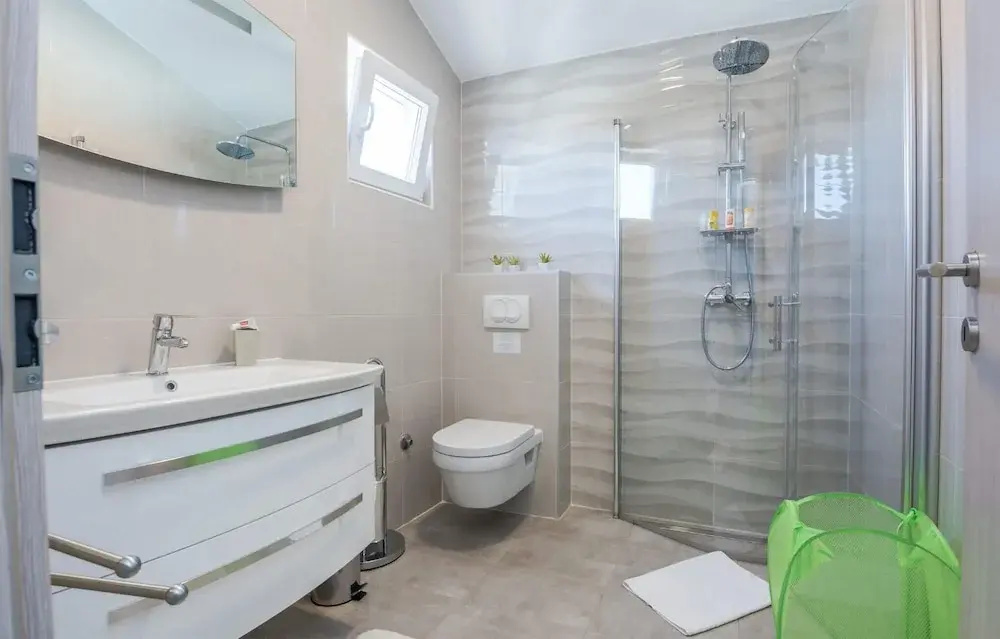 Stunning Home in Benkovac With Wifi, 3 Bedrooms and Outdoor Swimming Pool