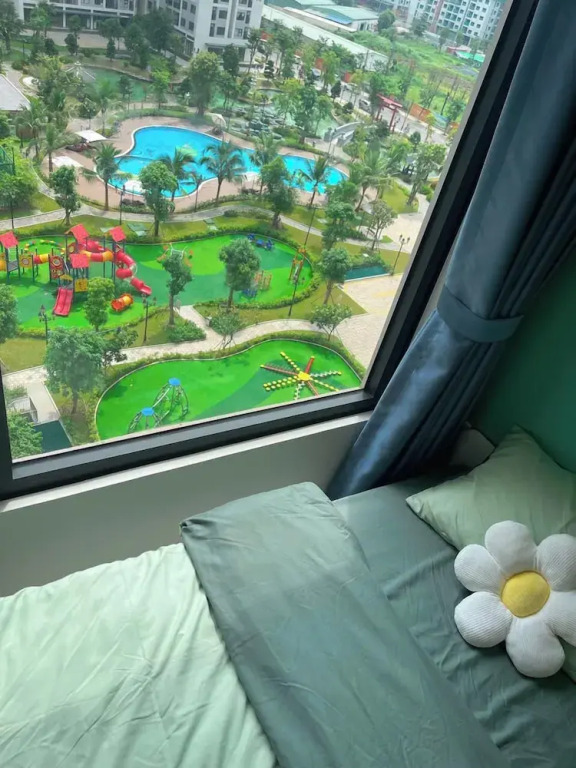 SURIHOME- Vinhomes Grand Park Apartments