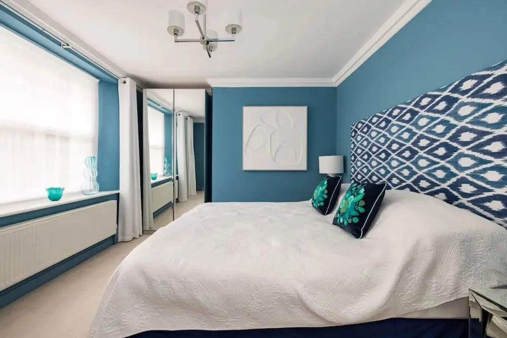 Cosy and Stylish Chelsea 2 Bedroom Flat