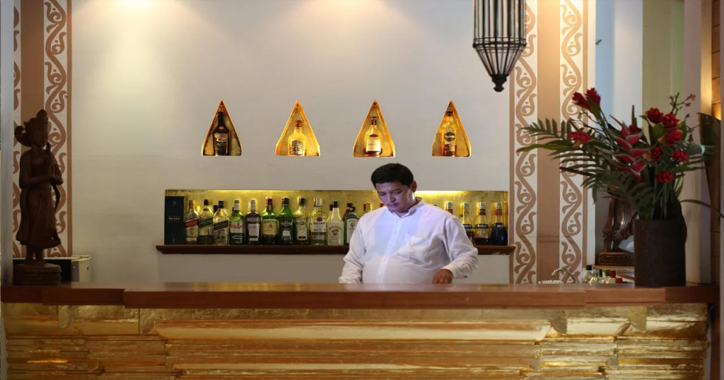 Areindmar Hotel