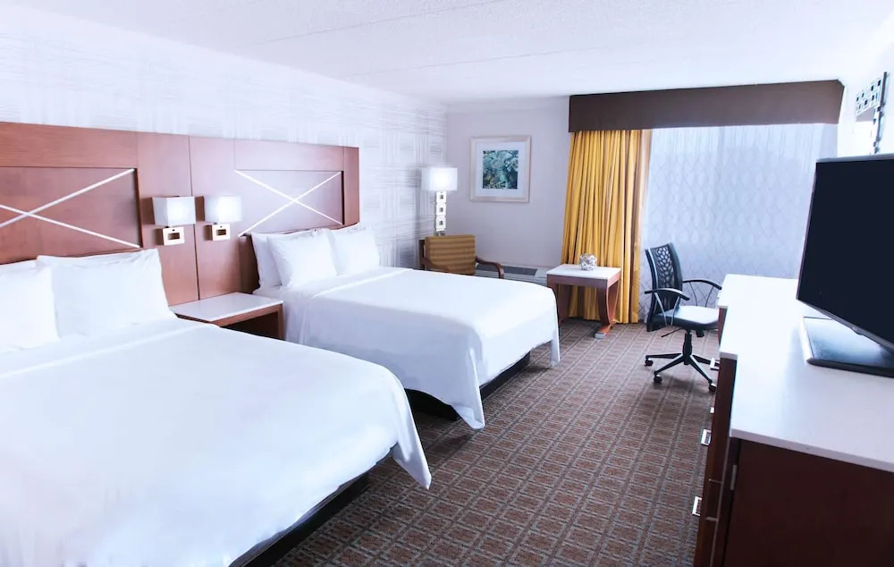DoubleTree by Hilton Madison Downtown