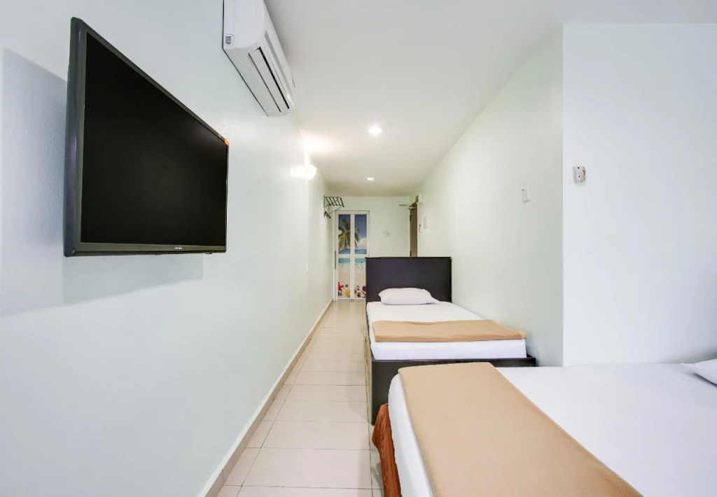 Hotel Sixty Six
