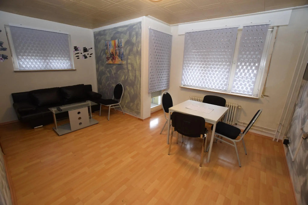 AB Apartment 08