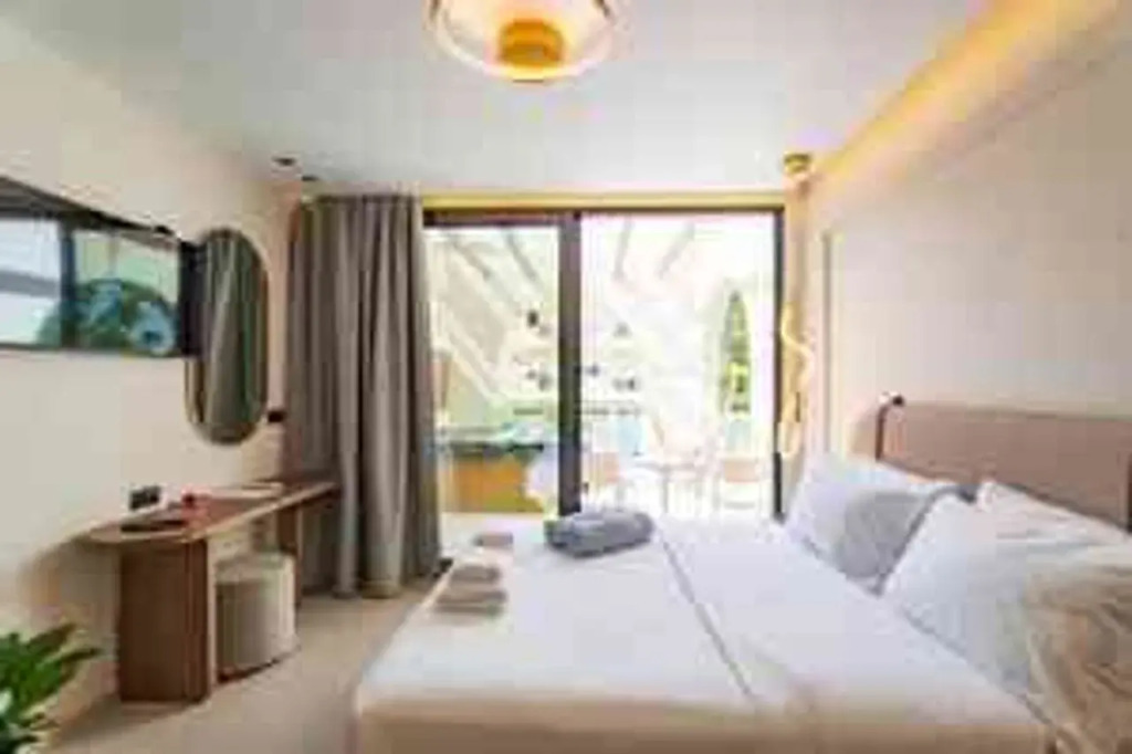 VAYA Suites by Omilos Hotels