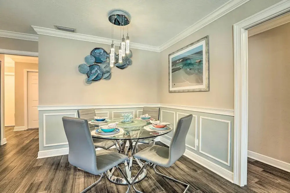 Luxe Cape Coral Escape w/ Pool: 4 Mi to Beach