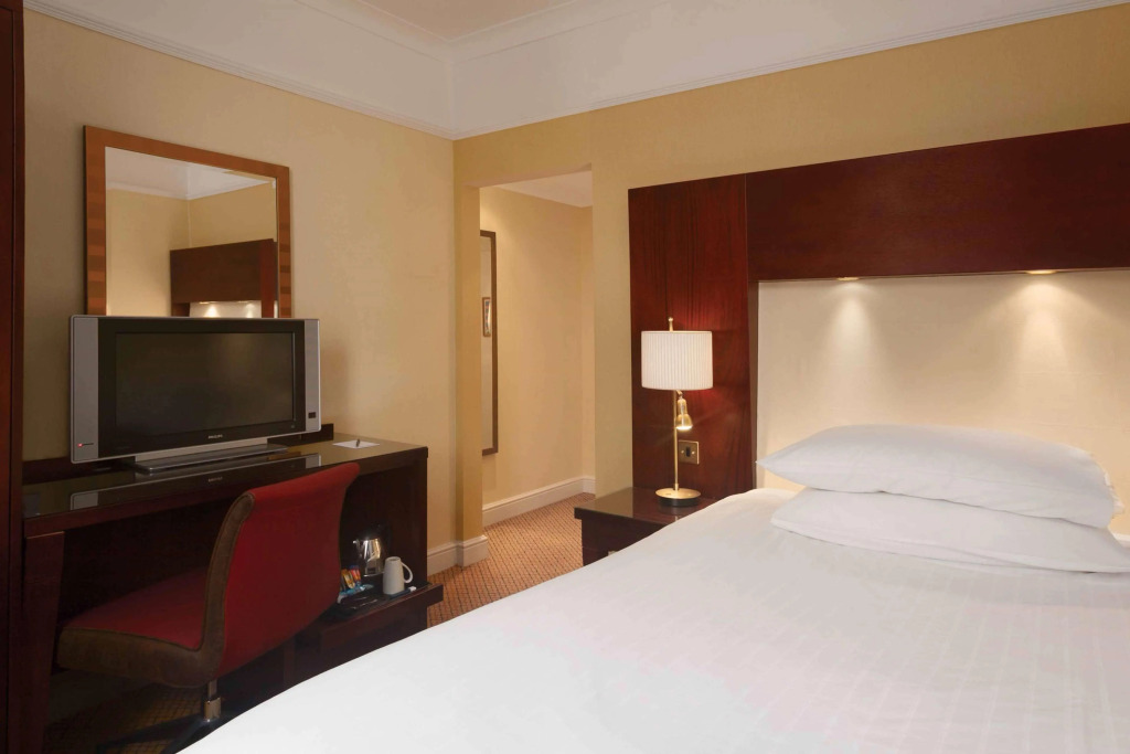 DoubleTree By Hilton Brighton Metropole