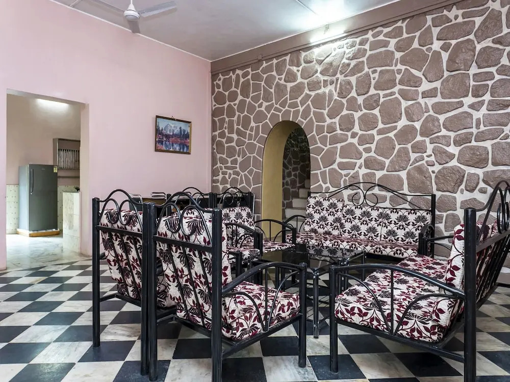 OYO 18864 Home Garden View Stay Lonavala