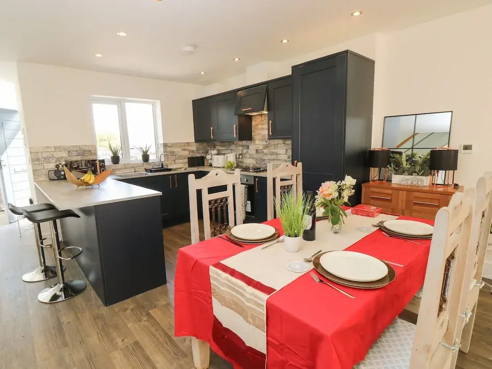 9 Breakwater Way