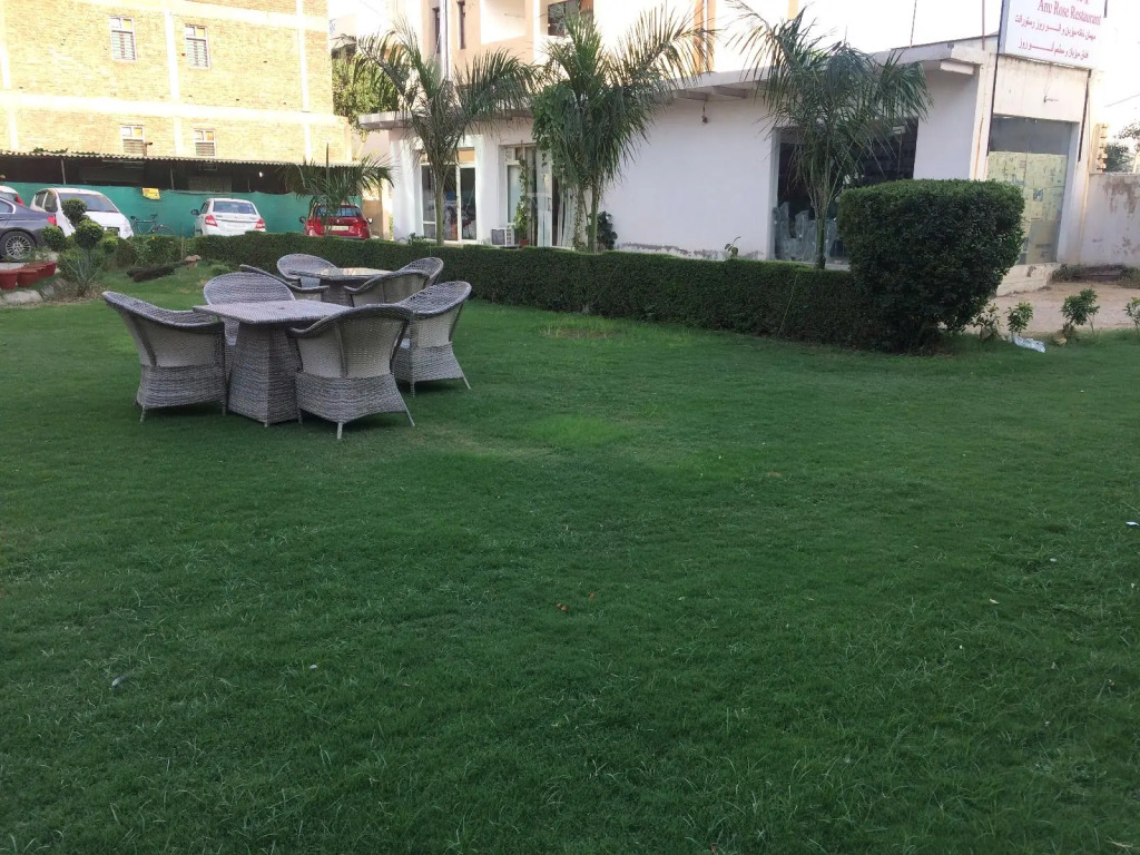 Hotel Ds Mezbaan