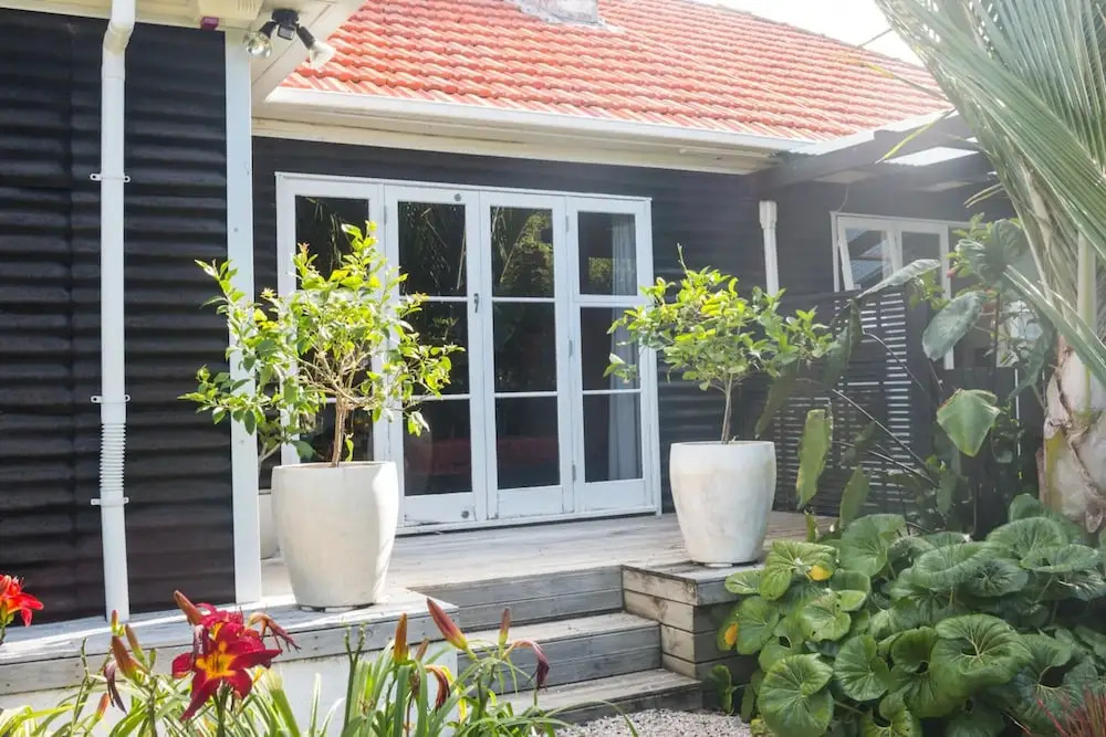 2 Bedroom Garden Oasis in Mount Eden