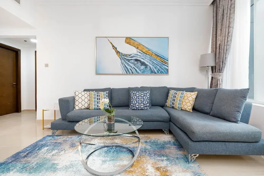 Whitesage - Sophisticated and Homey apartment Near to Metro