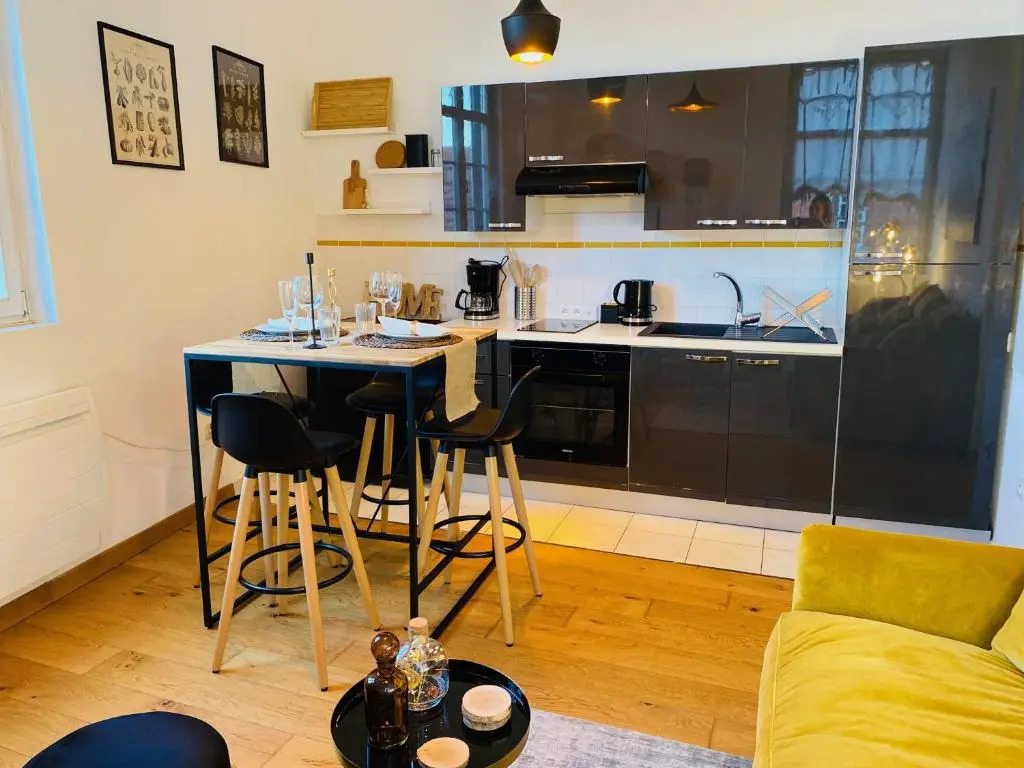 Appartement Place de la Cath' avec parking